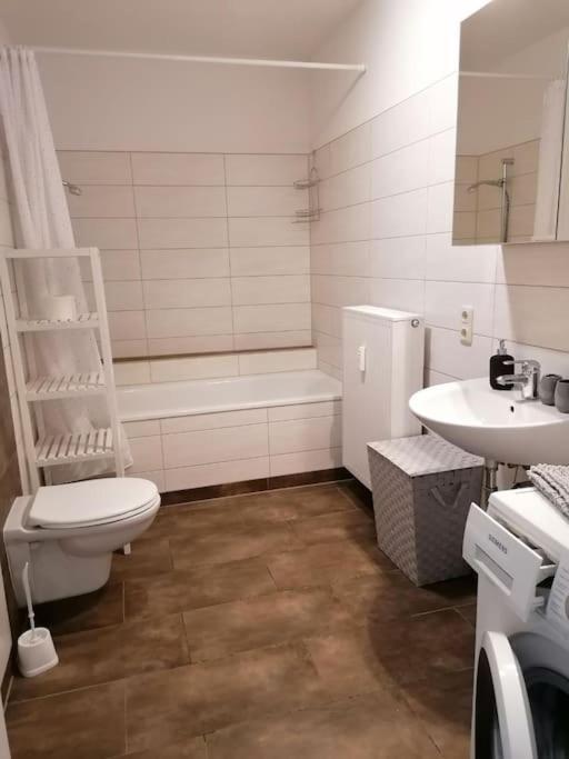 Cozy City Apartment Senftenberg Extérieur photo